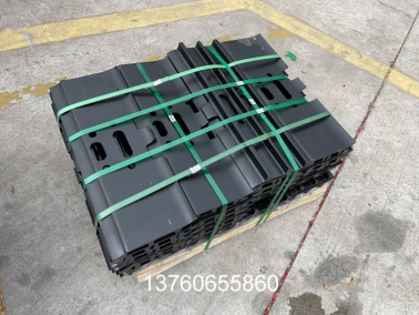 PC200-5 挖掘机链板